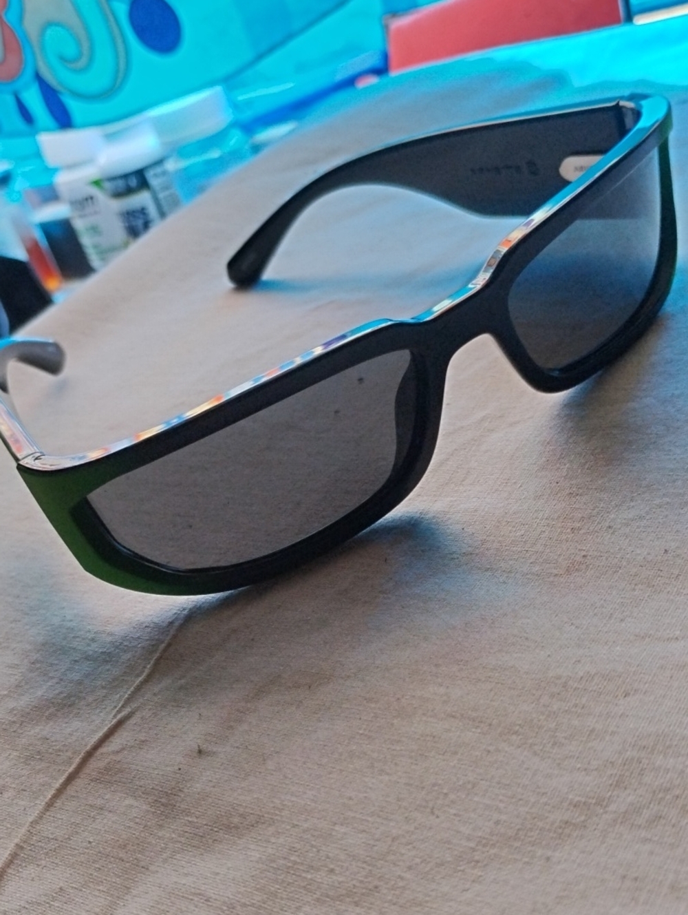 Arnette Smaze Wrap Around Black Gekko Lens Sunglasses